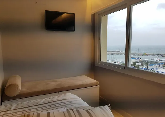 Fabulous In Front Of Sea & Marina With Incredible Views *