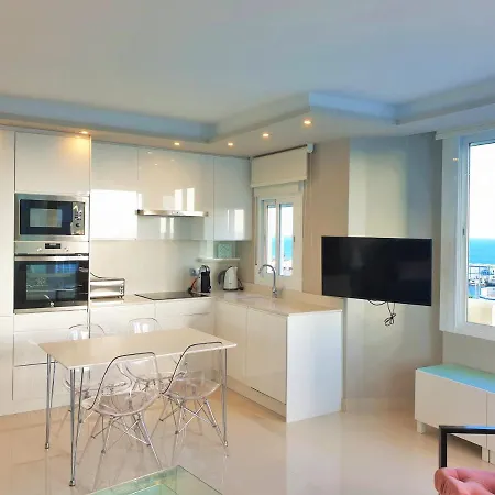 Fabulous In Front Of Sea & Marina With Incredible Views Estepona