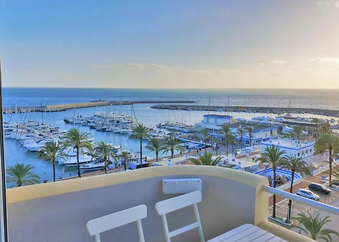 Fabulous In Front Of Sea & Marina With Incredible Views * Estepona