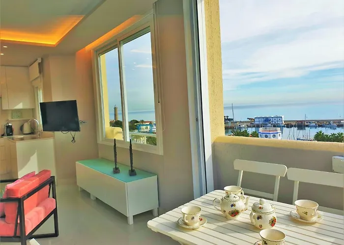 Apartamento Fabulous In Front Of Sea & Marina With Incredible Views Estepona