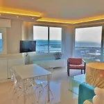 Fabulous In Front Of Sea & Marina With Incredible Views * Εστεπόνα